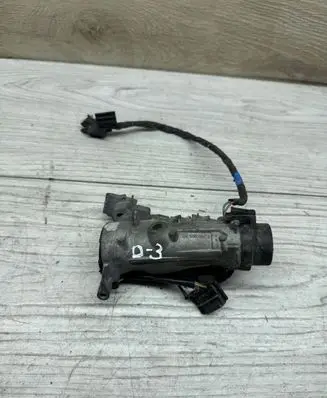 Volkswagen Touran I Ignition lock 1K0905851B