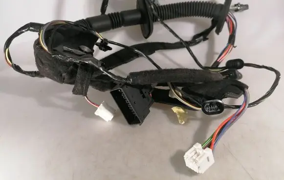 Opel Movano B Rear door wiring loom 8200778254 8200778254B 241258801R