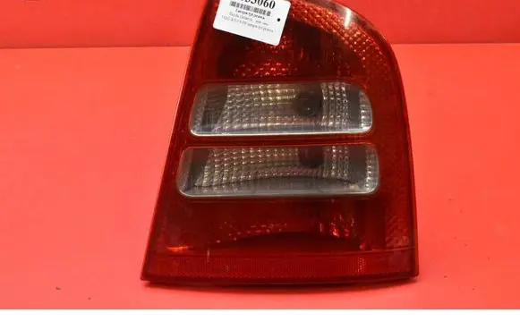 Skoda Octavia Mk1 (1U) Rear/tail lights 1U6945096