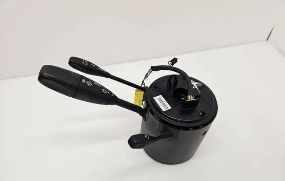 Mercedes-Benz E W211 Steering wheel column trim A2115401045 01410300
