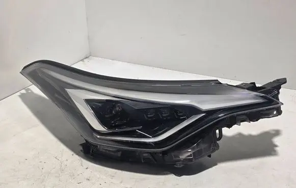 Toyota C-HR I Headlight/headlamp 81110F4250 18692F 211039823