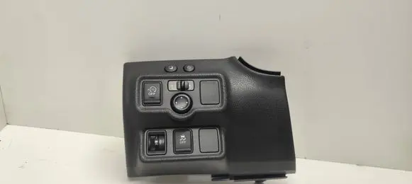 Nissan Note (E12) A set of switches 689TD3VV1A 684853VV0A