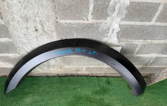 Ford Ranger Front arch trim JB3B29165A