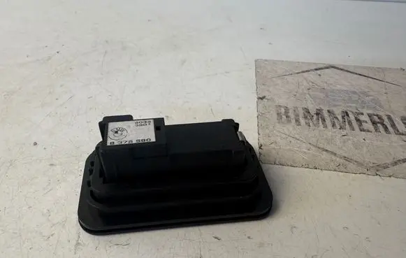 BMW 5 E60 E61 Tailgate/boot open switch button 8375580 5035