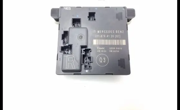 Mercedes-Benz E W211 Door control unit/module A2118704126