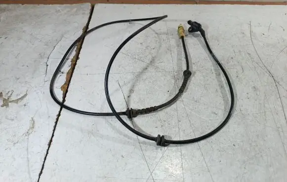 Renault Clio III ABS rear brake sensor 8200254685