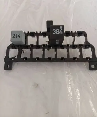 Volkswagen PASSAT B5.5 Fuse module 112554