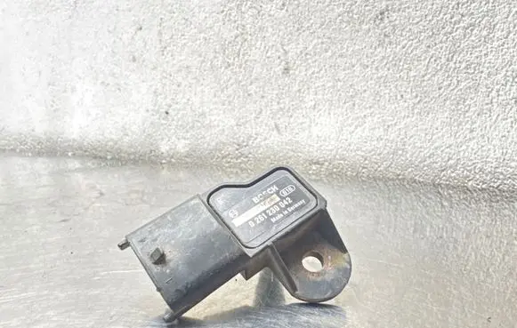 Opel Astra J Air pressure sensor 0261230042 0603271E