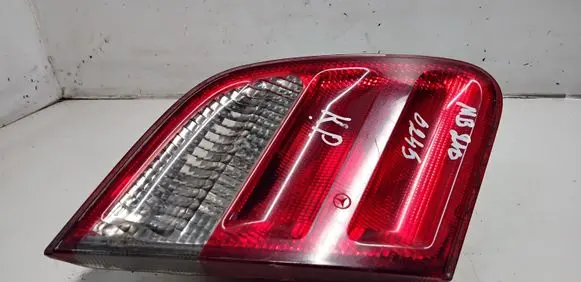 Mercedes-Benz E W210 Tailgate rear/tail lights A2108203964
