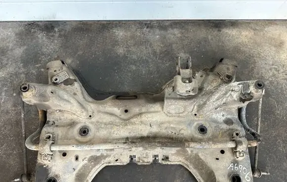 Citroen Jumpy Front subframe