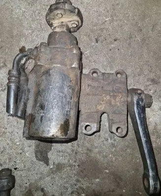 Toyota Land Cruiser (FJ60) Steering rack