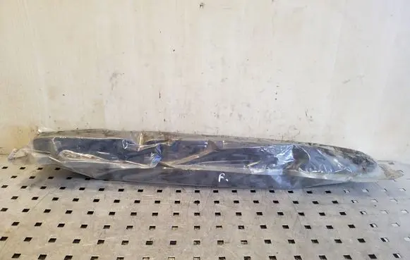BMW X3 E83 Fender foam support/seal 