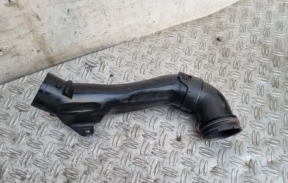 Citroen DS3 Air intake duct part 9682018480
