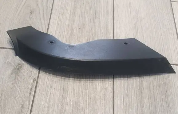 Volkswagen Transporter - Caravelle T5 Under headlight/headlamp trim 7H0805583