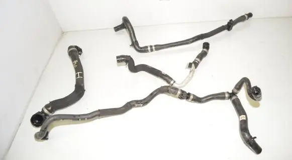 BMW 1 F40 Engine coolant pipe/hose 6832804 8658488 8658480