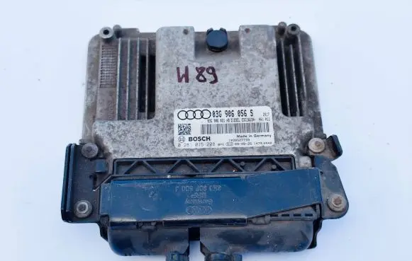 Audi A3 S3 8P Engine control unit/module 03G906056S 03G906021AB 0281015208