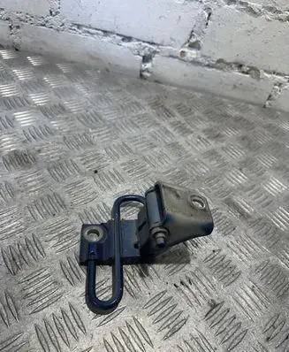 Seat Altea Front door upper hinge 6q0831412