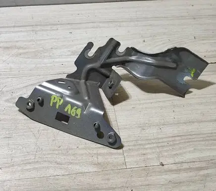 Opel Corsa F Fender mounting bracket 39181718 30932300
