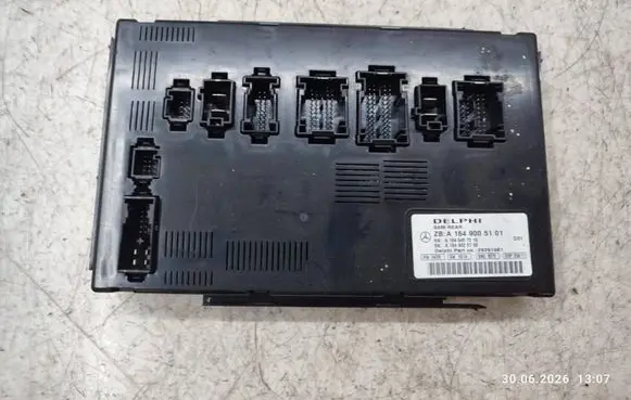 Mercedes-Benz ML W164 Central body control module A1649005101