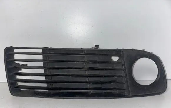 Audi A6 S6 C5 4B Front bumper lower grill 4B0807682S