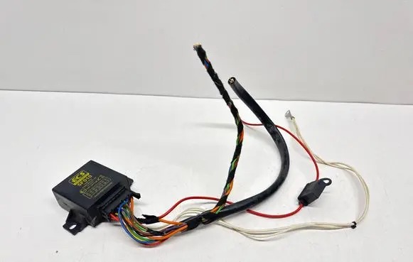 Peugeot 308 Tow bar trailer control unit/module 9562653 5F010 10R047746