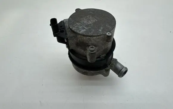 Audi A5 Water pump 