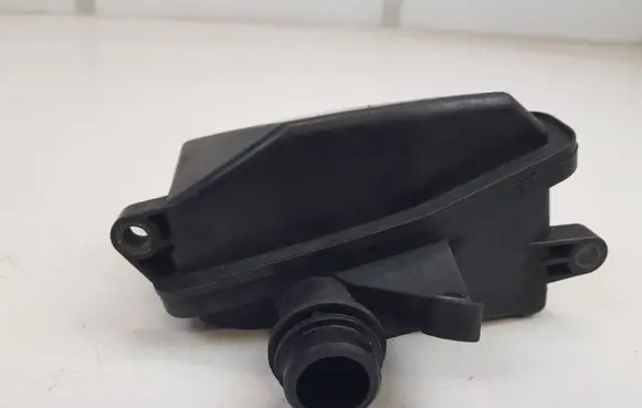 Mercedes-Benz E C207 W207 Intake resonator A6421400087