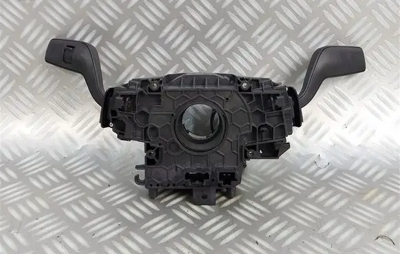 Wiper turn signal indicator stalk/switch