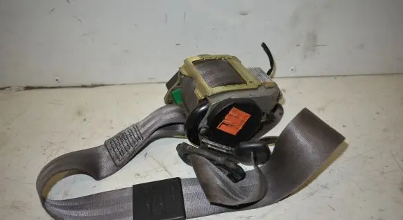 Audi A3 S3 8L Front seatbelt 566185121C