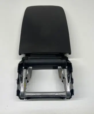 Volkswagen Golf VI Armrest 1K5864251C