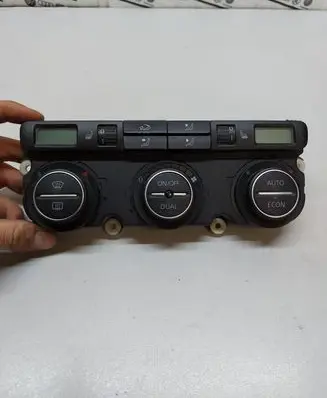 Volkswagen PASSAT B6 Climate control/heater control trim 74677532