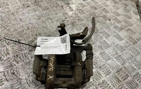 Opel Mokka X Rear brake caliper