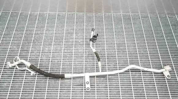BMW 5 F10 F11 Air conditioning (A/C) pipe/hose 9203842