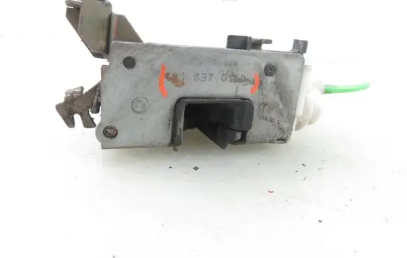 Audi A8 S8 D2 4D Front door lock 4D1837016D