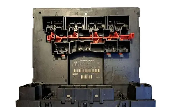 Volkswagen Golf V Comfort/convenience module 3C0937049AH