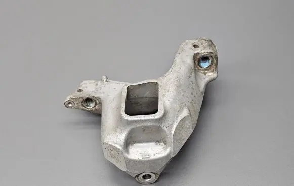 Honda Accord Gearbox mounting bracket 50TL0