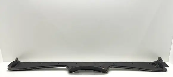 BMW 5 E60 E61 Wiper trim 7027083 51717027083 74850610