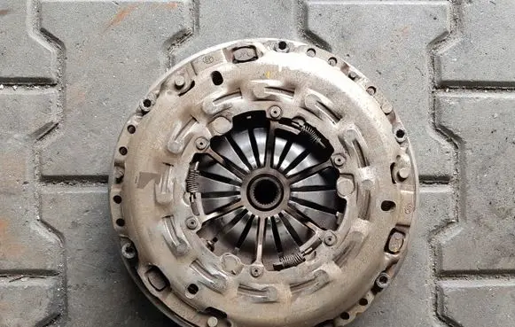 Mini One - Cooper F56 F55 Clutch set kit 8626620