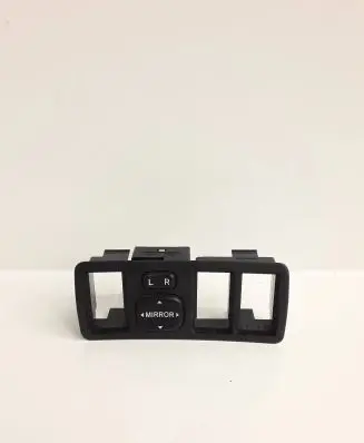 Wing mirror switch
