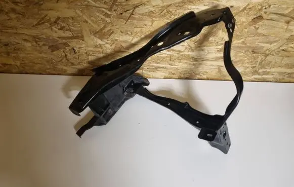 Mercedes-Benz E W212 Headlight/headlamp mounting bracket A2126200191 2126200191