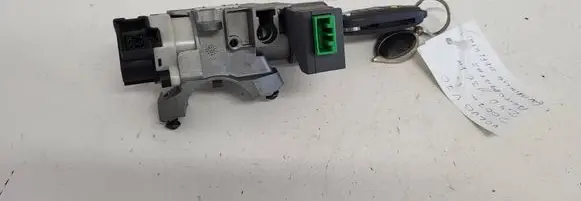 Volvo V70 Ignition lock 8626324 0818A
