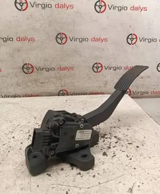 Mitsubishi Colt Accelerator throttle pedal A4543000204 MN125791 PPV00886601