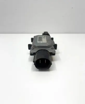 Mercedes-Benz SL R231 Coolant fan relay A1137328567 1137328567