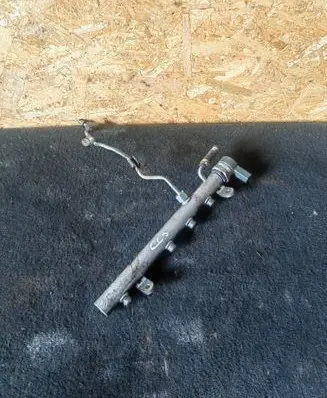 Mercedes-Benz CLS C219 Fuel main line pipe A6420700495