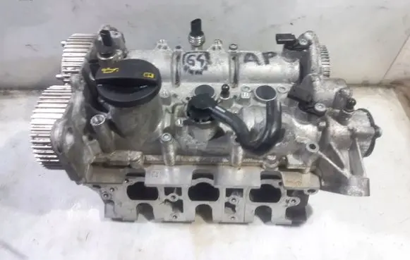 Audi A1 Engine head 04C103475Q