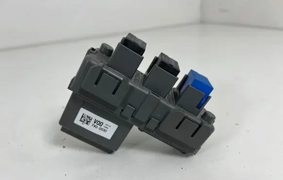 Honda CR-V Fuse module TV00030 V00