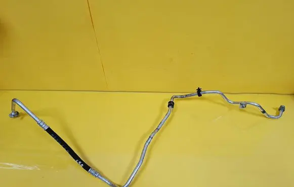 Renault Megane II Air conditioning (A/C) pipe/hose 8200385296