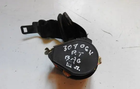 Peugeot 307 Seat belt trim fgjh5678