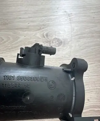 BMW 1 F20 F21 Mass air flow meter 8506359 11884414