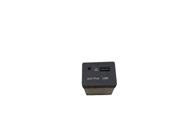 KIA Ceed USB socket connector 202008220 961202B000